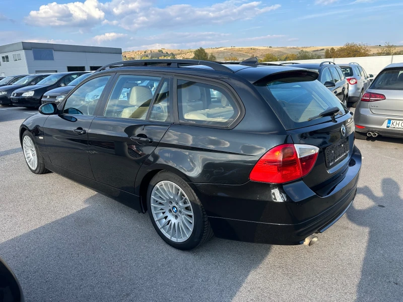 BMW 320 2.0 D 163 к.с. Навигация!Панорама!, снимка 4 - Автомобили и джипове - 52110630