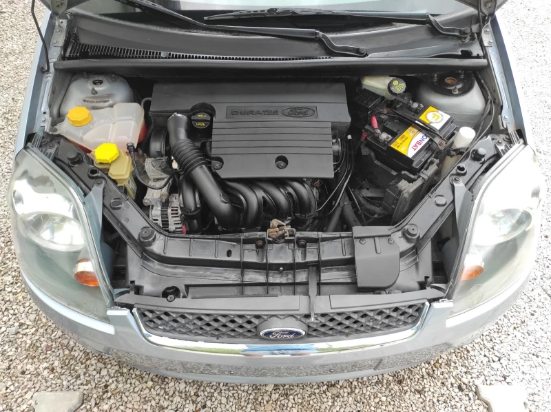 Ford Fiesta /// BENZIN / EURO 4, снимка 13 - Автомобили и джипове - 52642911