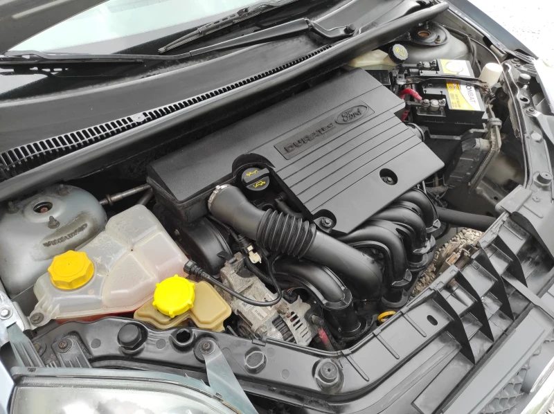 Ford Fiesta /// BENZIN / EURO 4, снимка 14 - Автомобили и джипове - 52642911