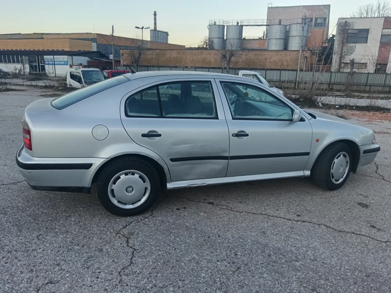 Skoda Octavia, снимка 4 - Автомобили и джипове - 52755318