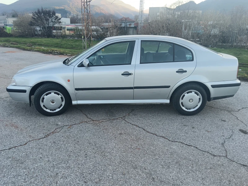 Skoda Octavia, снимка 2 - Автомобили и джипове - 52755318