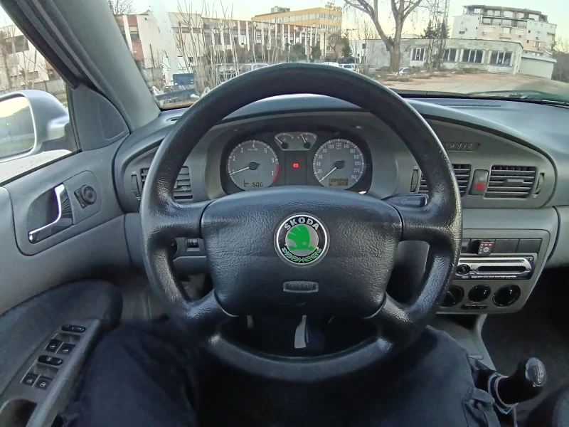 Skoda Octavia, снимка 8 - Автомобили и джипове - 52755318