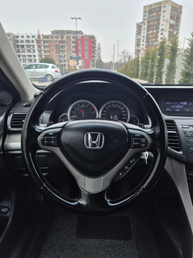 Honda Accord 2.4 АВТОМАТ* EXECUTIVE* СЕРВИЗНА ИСТОРИЯ , снимка 12 - Автомобили и джипове - 53182813