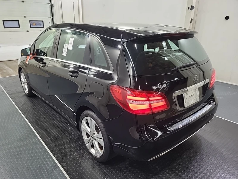 Mercedes-Benz B 250 * CARFAX * БЕЗ ПЪРВОНАЧАЛНА ВНОСКА, снимка 2 - Автомобили и джипове - 53449788