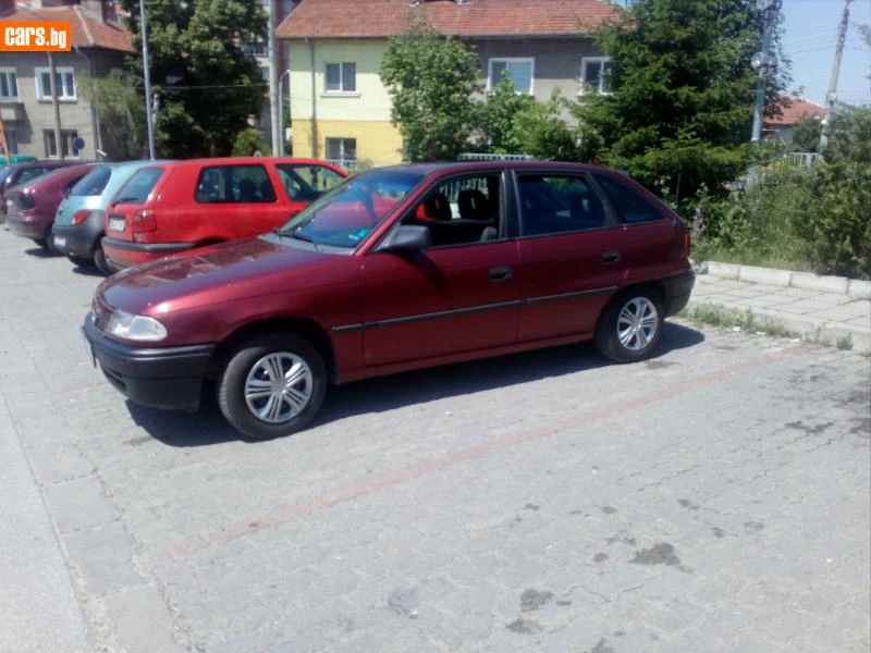 Opel Astra 1.6/75.моно.газ, снимка 4 - Автомобили и джипове - 48439260