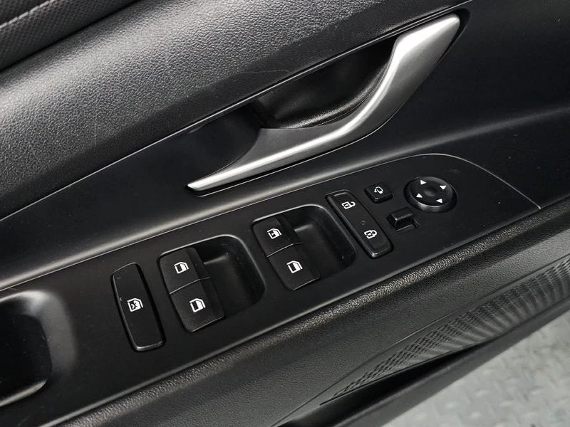Hyundai Elantra 1.6 ГАЗ SMART, снимка 13 - Автомобили и джипове - 56160371