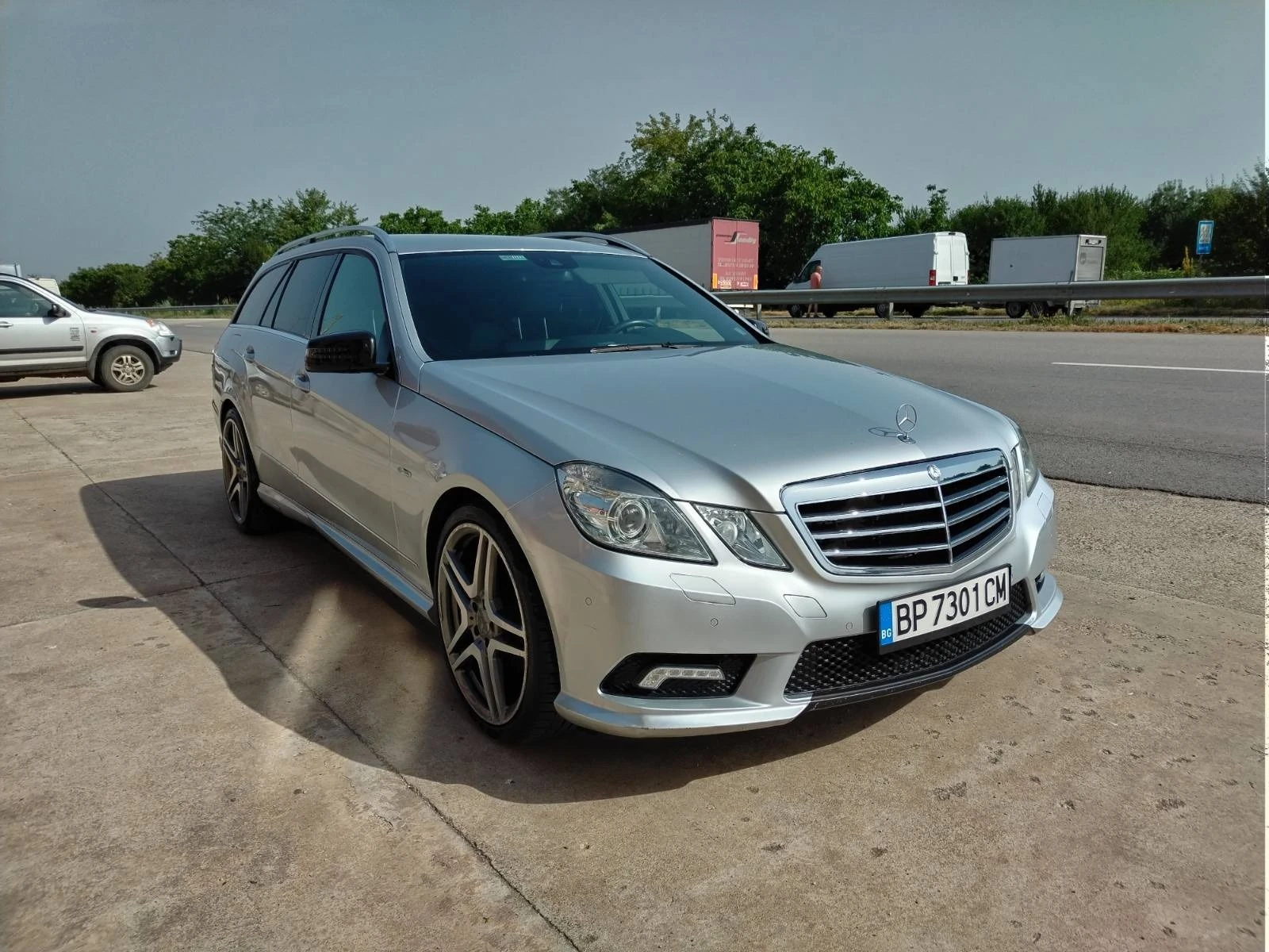 Mercedes-Benz E 350 AMG CDI 231к.с. 4x4 - изображение 2