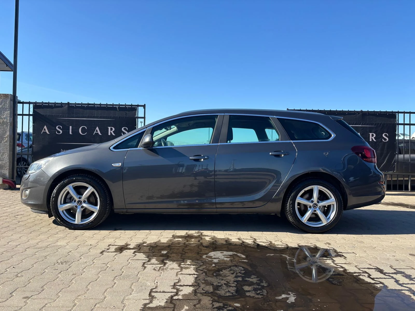 Opel Astra 2.0D SPORT TOURER EURO 5A - изображение 2