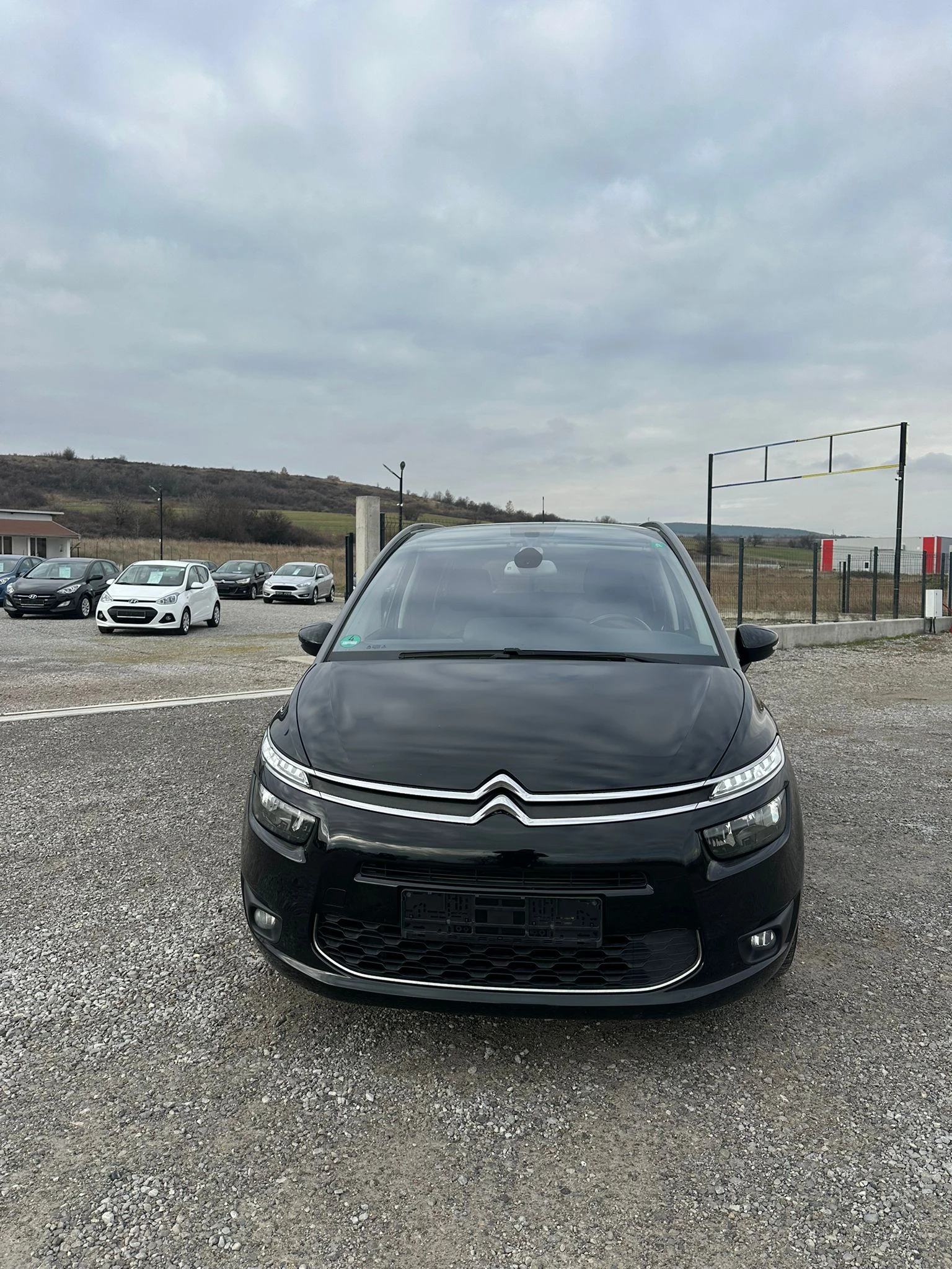 Citroen Grand C4 Picasso 2.0HDI - изображение 2