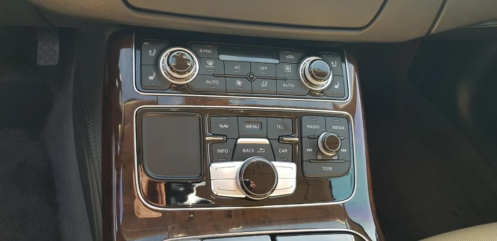 Audi A8 4.2 TDI - изображение 10