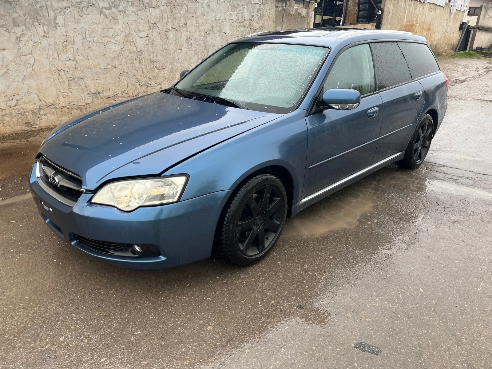 Subaru Legacy 3.0 Н6 245к.с - изображение 2