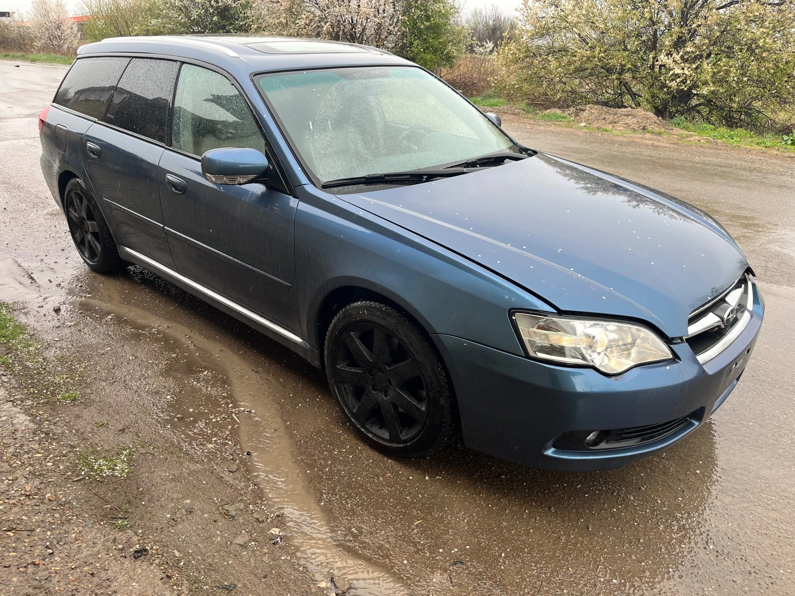 Subaru Legacy 3.0 Н6 245к.с - изображение 3