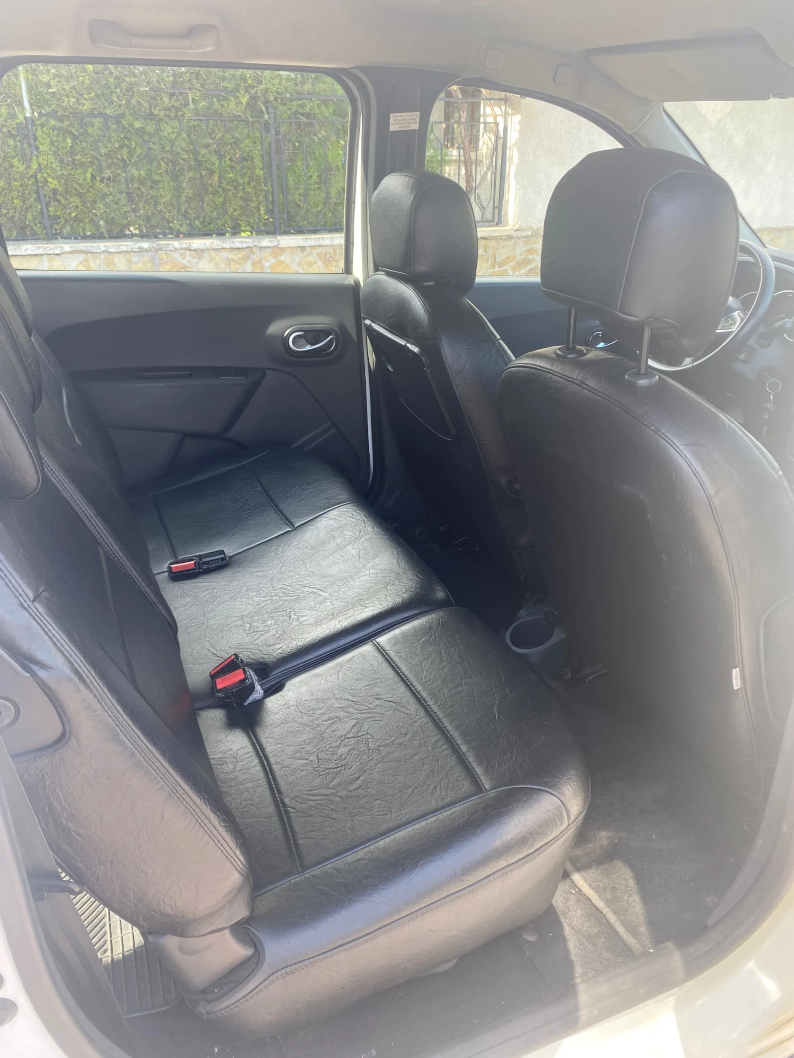 Dacia Lodgy 1.6 на газ - изображение 6