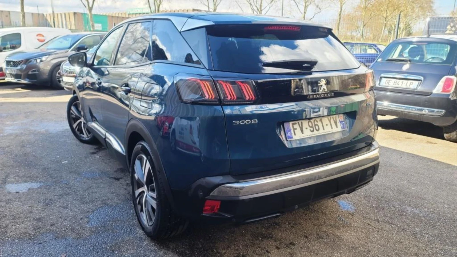 Peugeot 3008 Plug-in Hybrid ALLURE EAT8 - изображение 2
