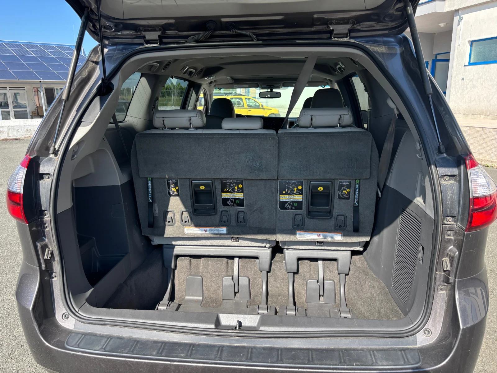 Toyota Sienna XLE AWD - изображение 8