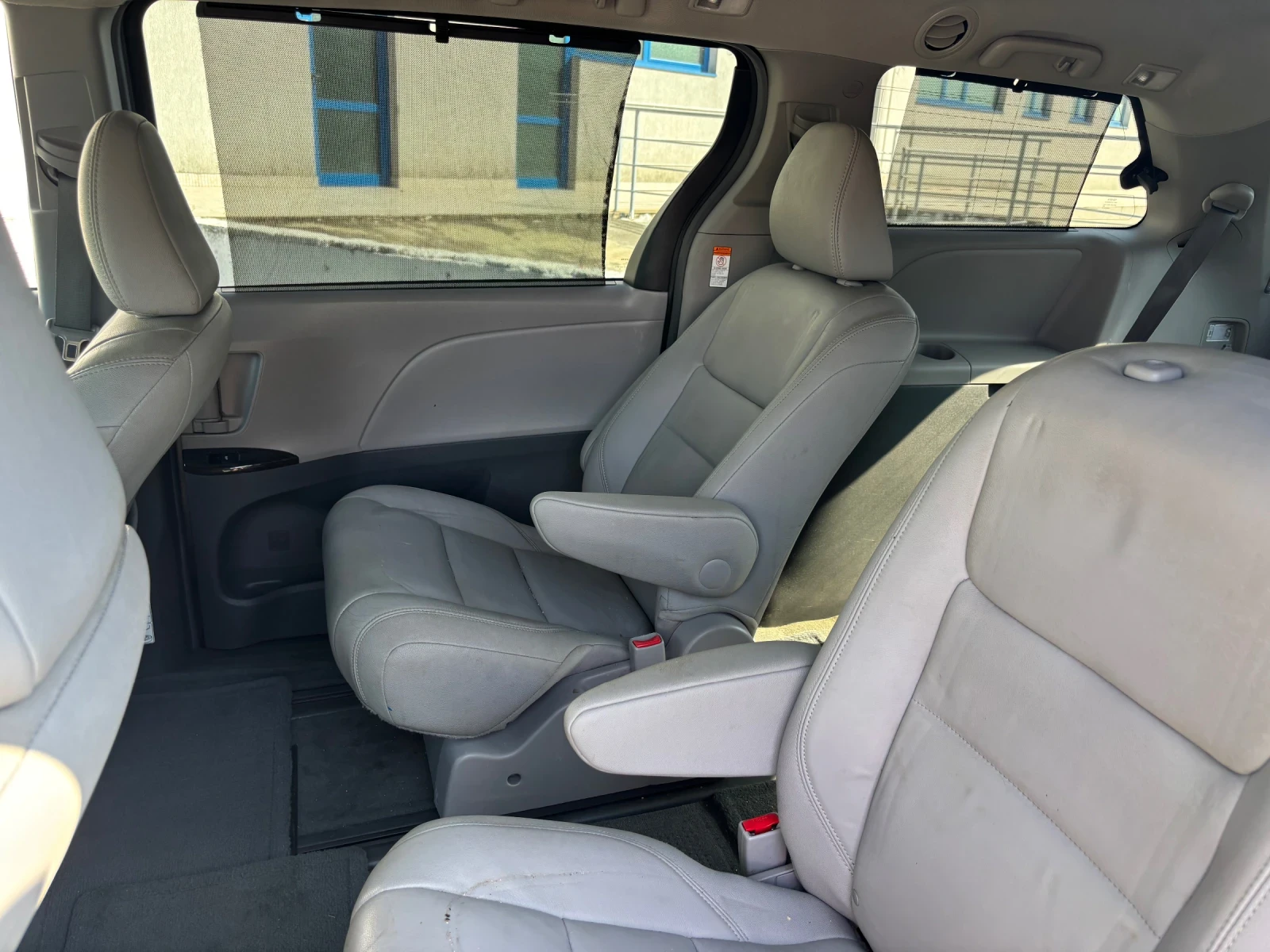 Toyota Sienna XLE AWD - изображение 10