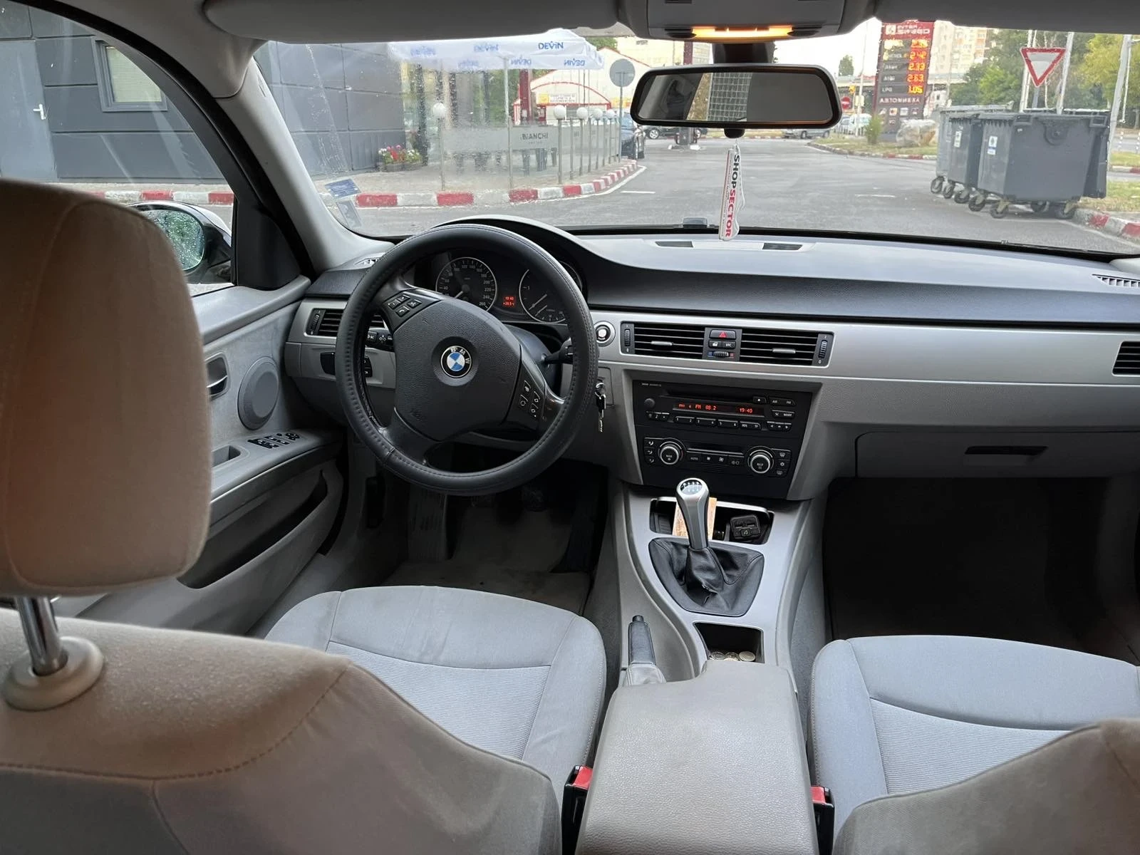 BMW 320  - изображение 6