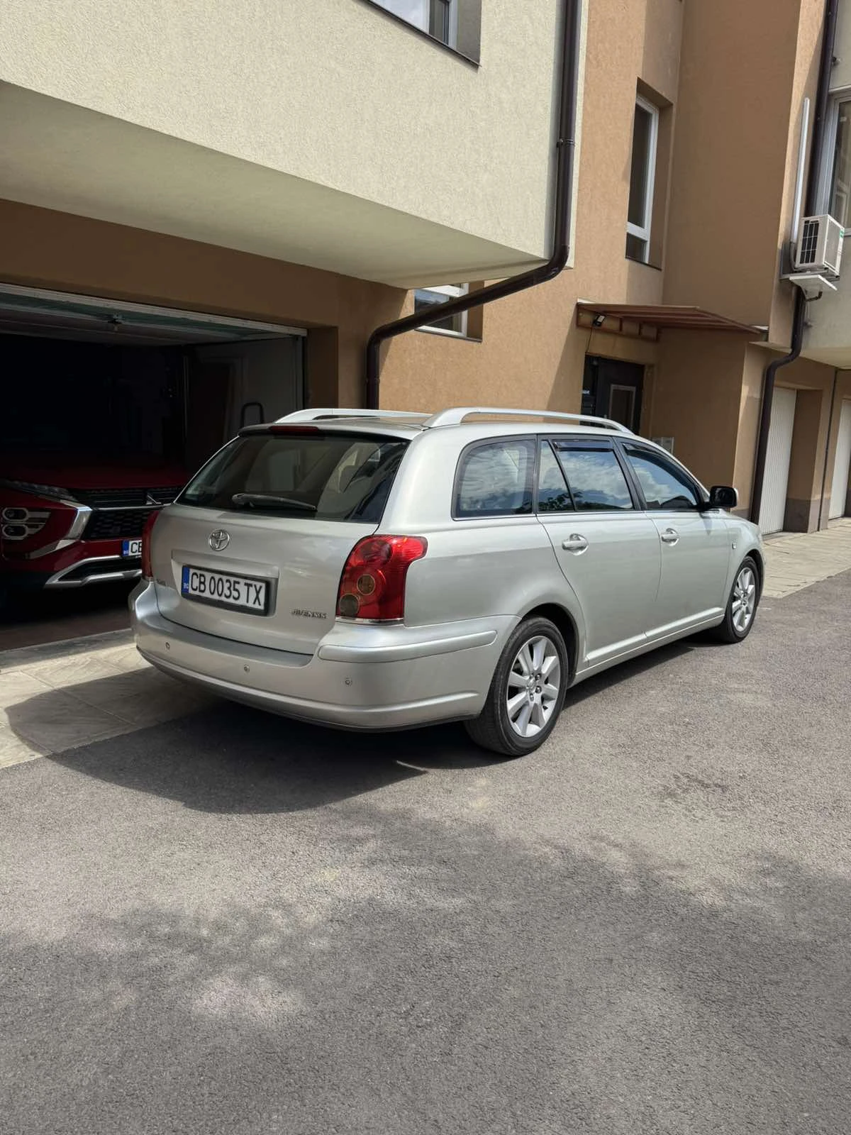 Toyota Avensis Т25; 1.8 VVTI  - изображение 3
