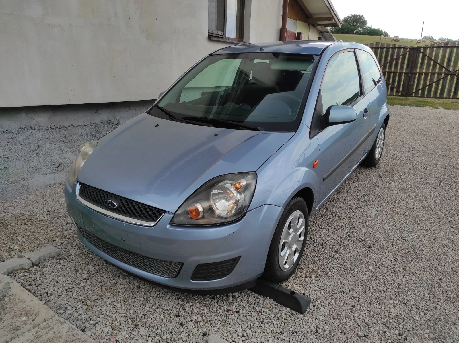 Ford Fiesta /// BENZIN / EURO 4 | Mobile.bg � ����������� 1