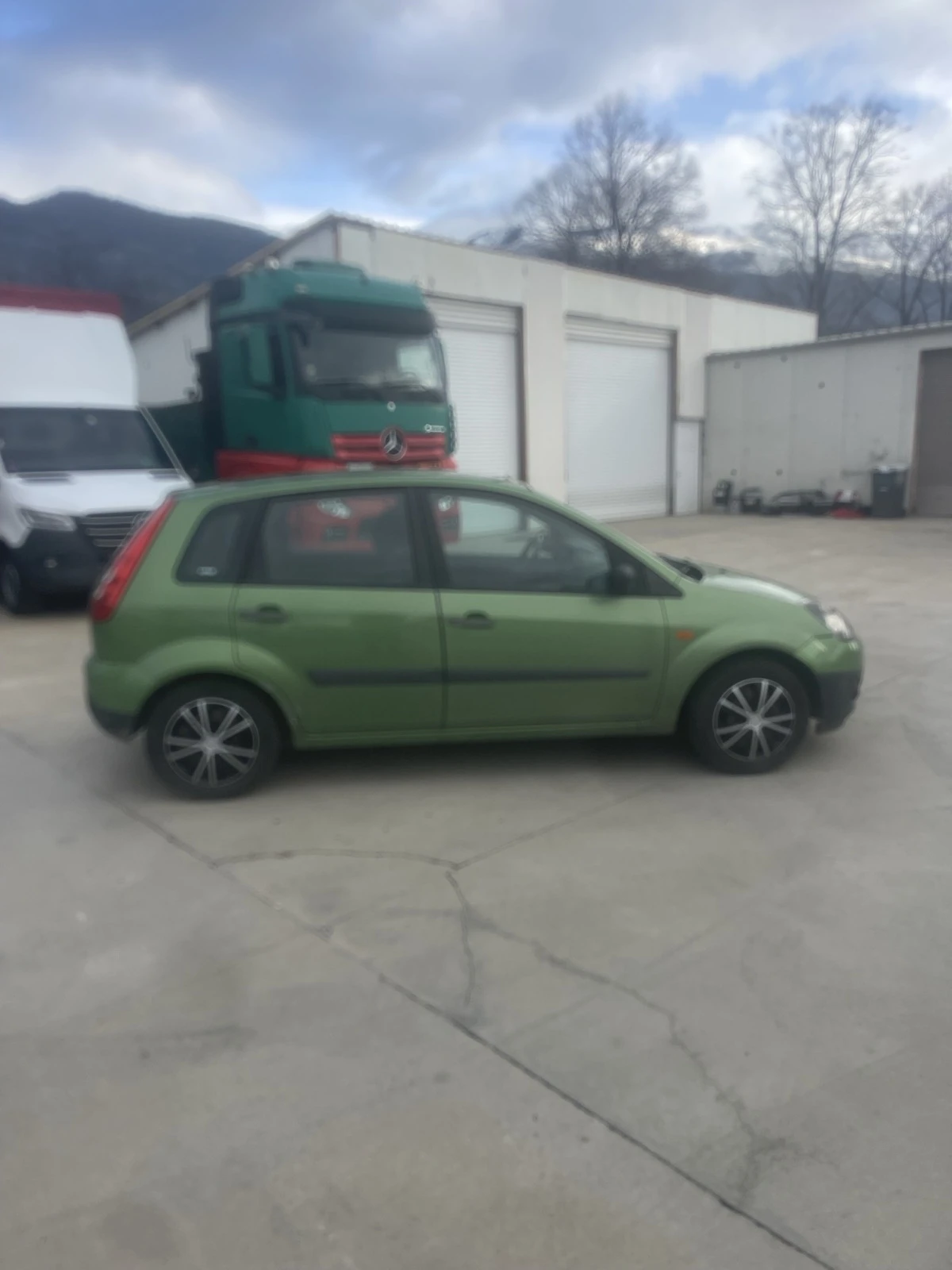 Ford Fiesta 1.4i , ГАЗ , КЛИМА - изображение 2