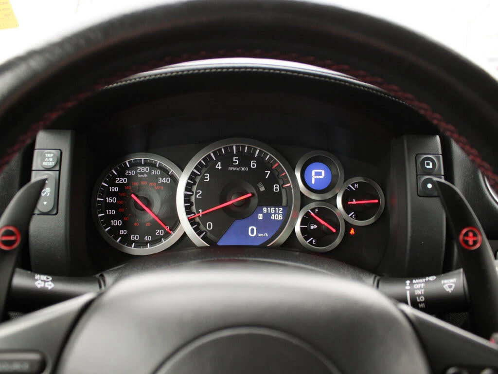 Nissan Gt-r Premium * Tuning * АвтоКредит * (Цена до БГ), снимка 8 - Автомобили и джипове - 53842472