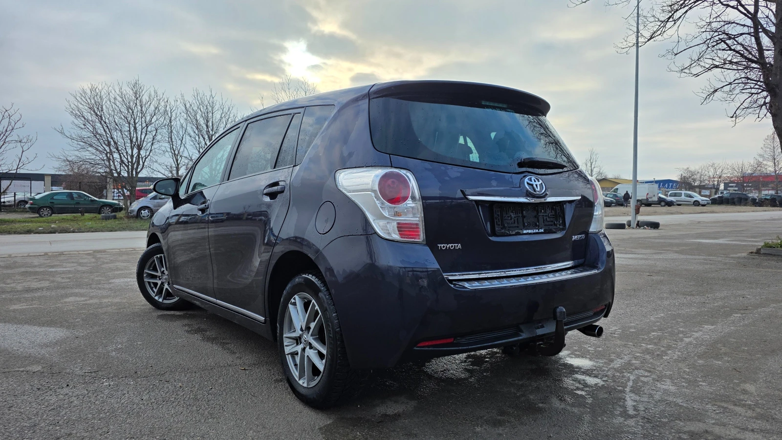 Toyota Verso УНИКАТ/FACE LIFT/7m, снимка 4 - Автомобили и джипове - 53851500