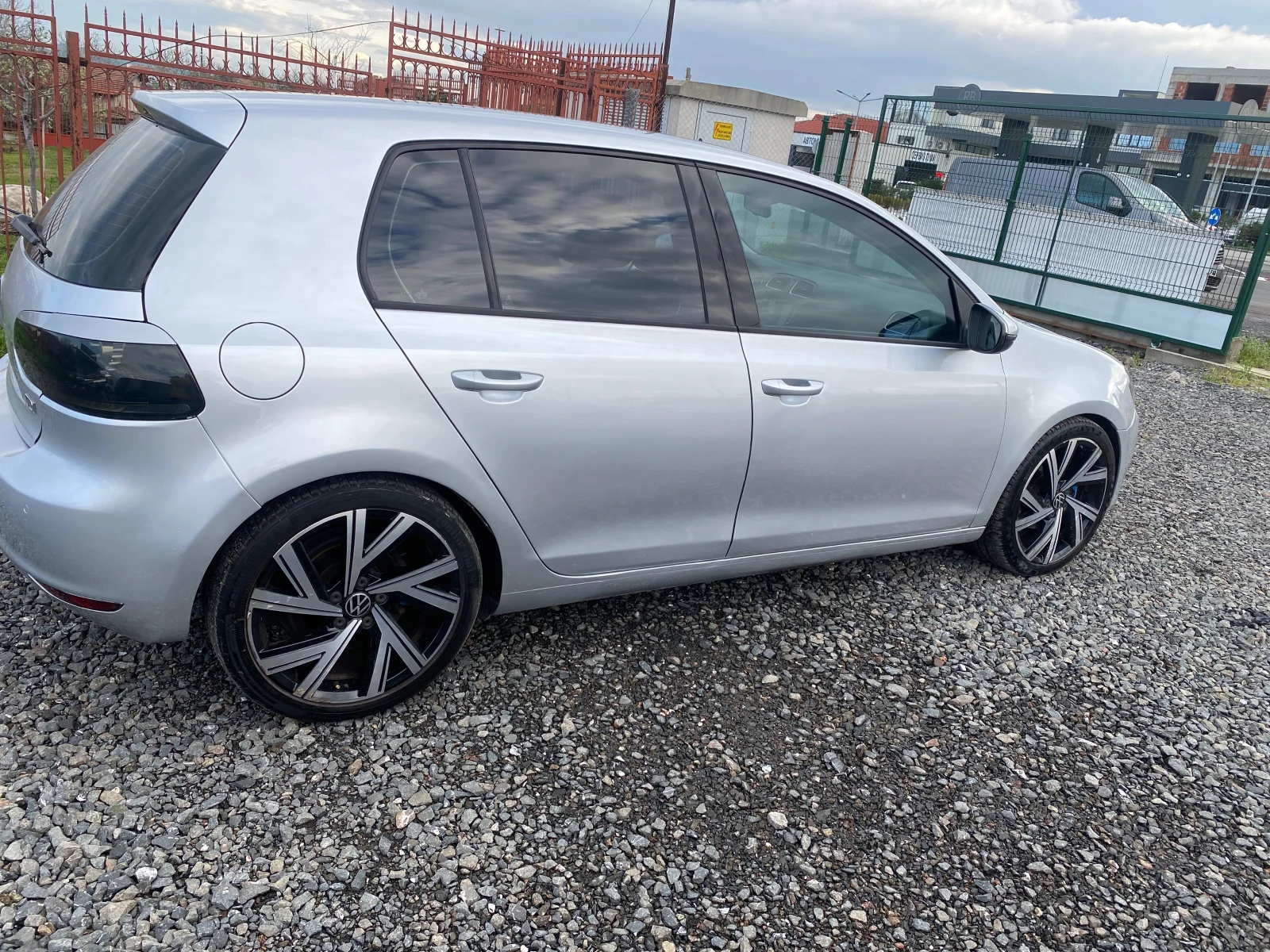 VW Golf 1, 6 ТОП, снимка 4 - Автомобили и джипове - 54083012