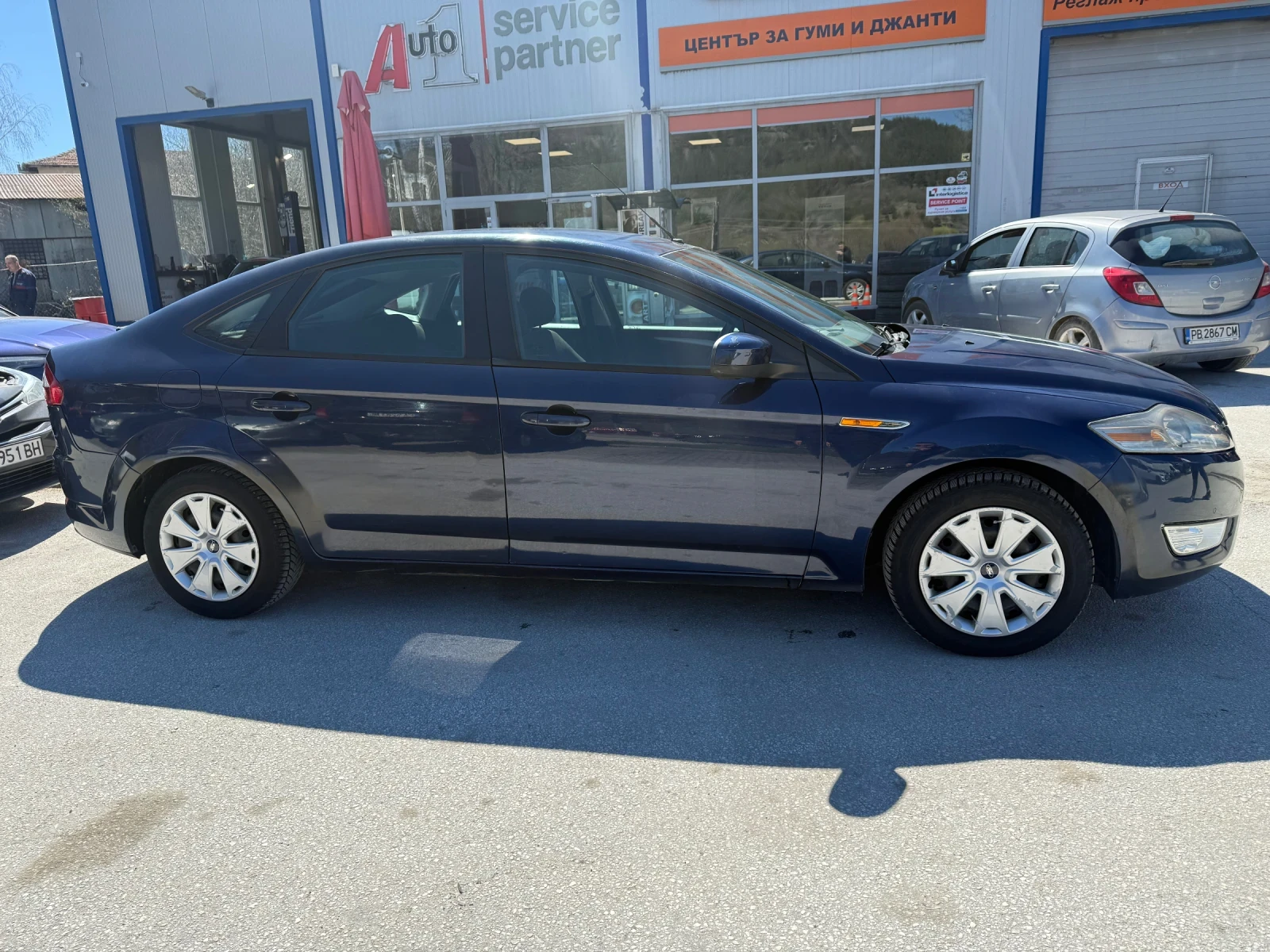 Ford Mondeo 2.0i 16v 145hp, снимка 4 - Автомобили и джипове - 54111251
