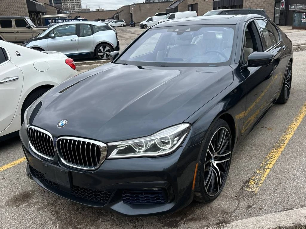 BMW 750 M* SPORT* XDRIVE* ПОДГРЕВ* ОБДУХВАНЕ* 360КАМЕРА* 