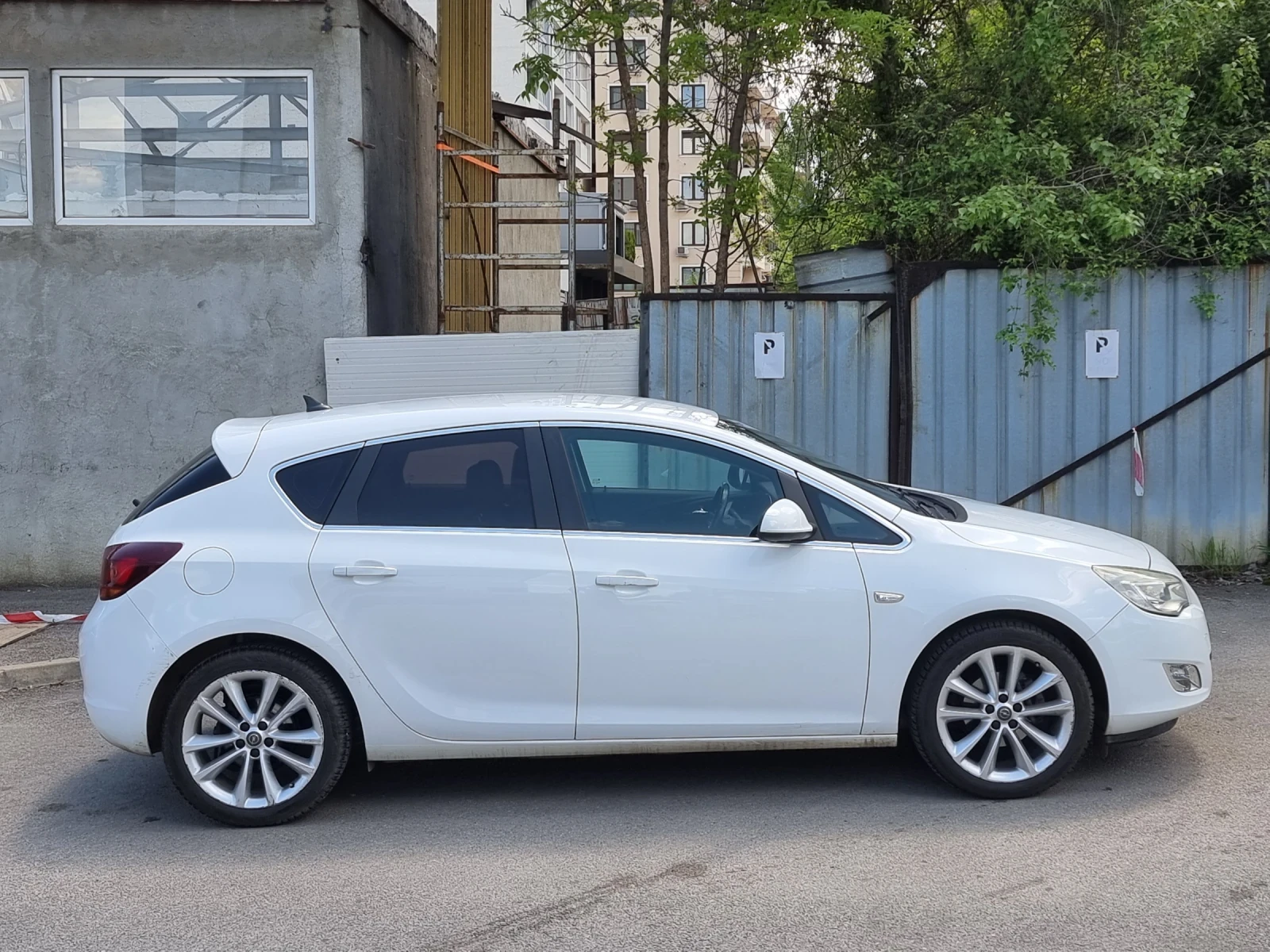 Opel Astra Astra, снимка 9 - Автомобили и джипове - 54424889