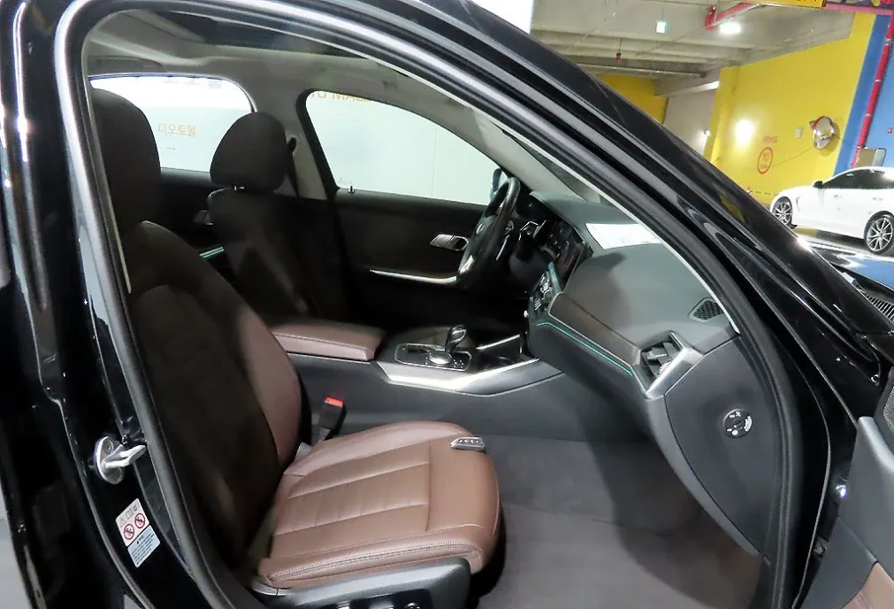 BMW 320 i Luxury | Mobile.bg � ����������� 5