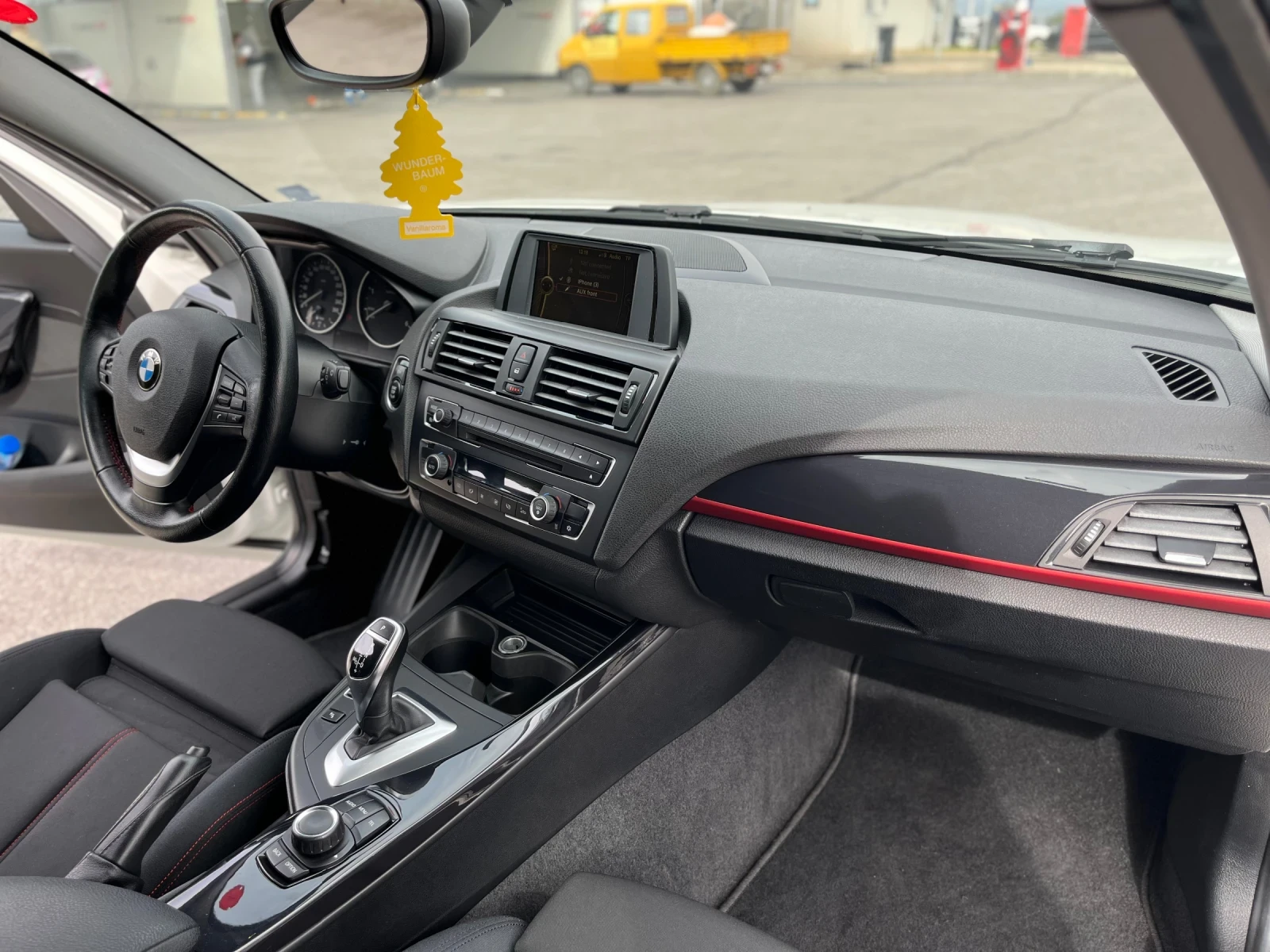 BMW 120 2.0, снимка 12 - Автомобили и джипове - 54496652