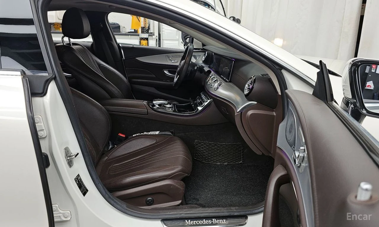 Mercedes-Benz CLS 400 4MATIC AMG PACK* DISTRONIC* BURMESTER* 360* ХЕДЪП*, снимка 7 - Автомобили и джипове - 54904171