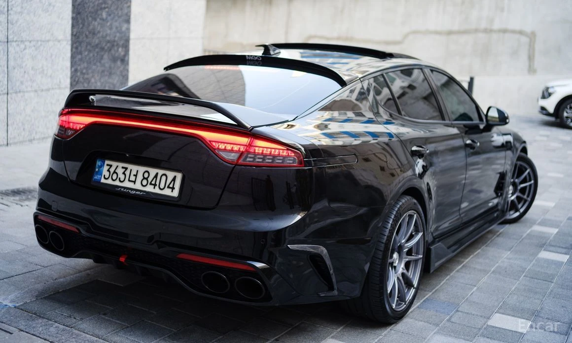 Kia Stinger, снимка 2 - Автомобили и джипове - 55170345