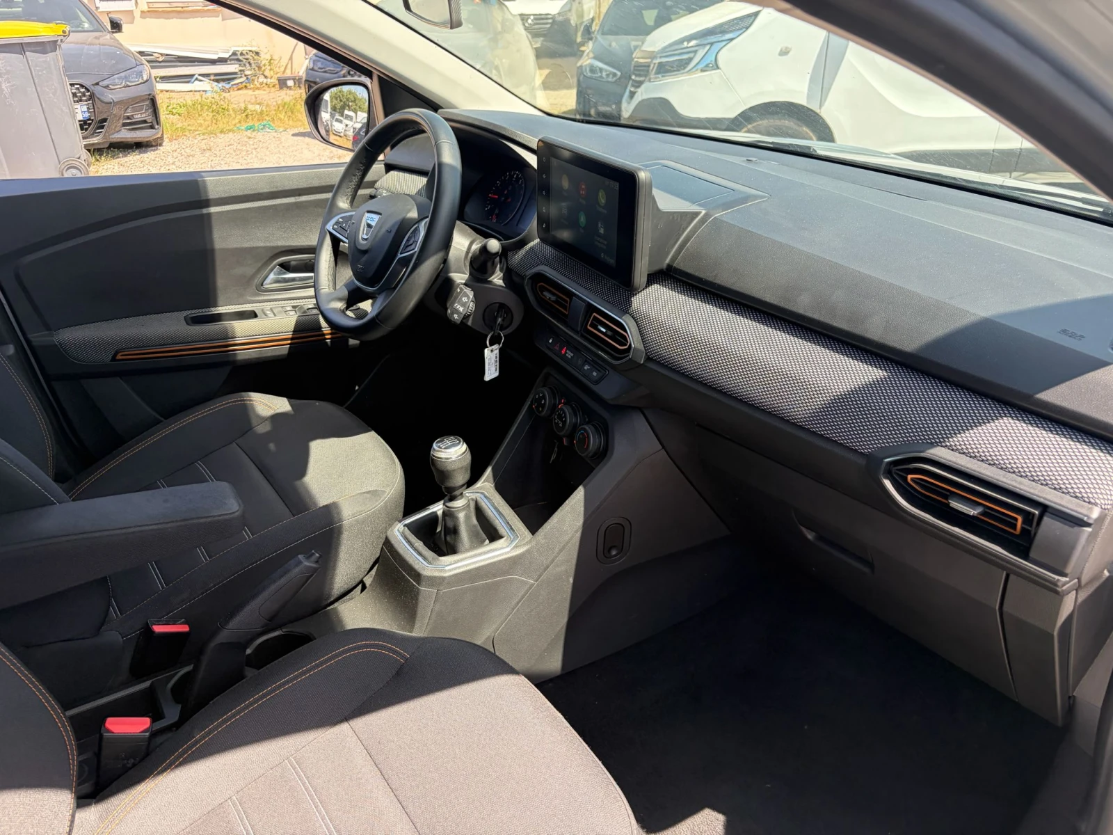 Dacia Sandero, снимка 8 - Автомобили и джипове - 55222280
