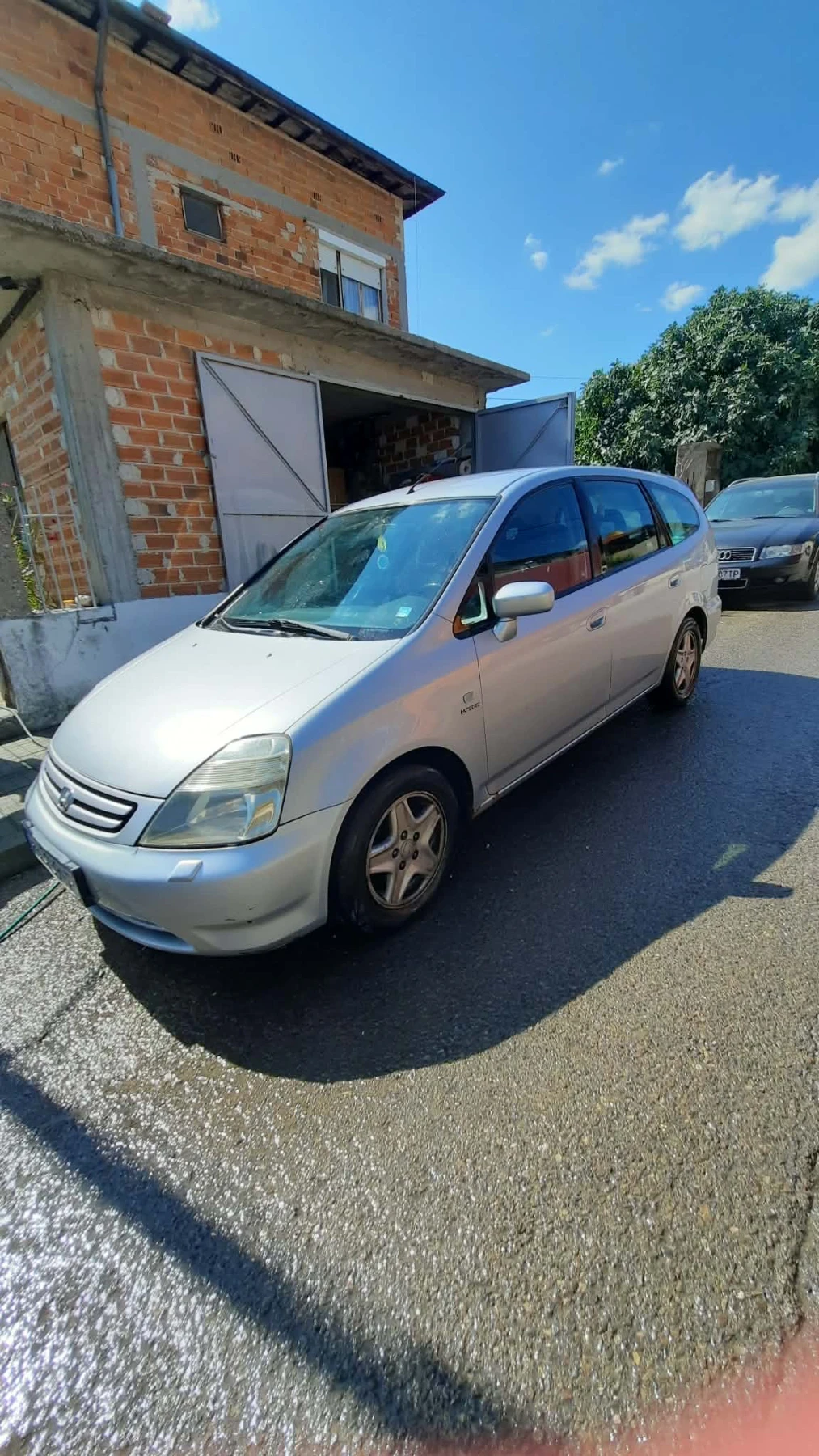 Honda Stream, снимка 2 - Автомобили и джипове - 55679895