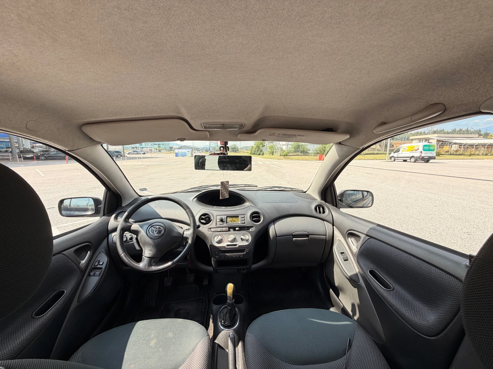 Toyota Yaris 1.4 D-4D, снимка 9 - Автомобили и джипове - 55780580