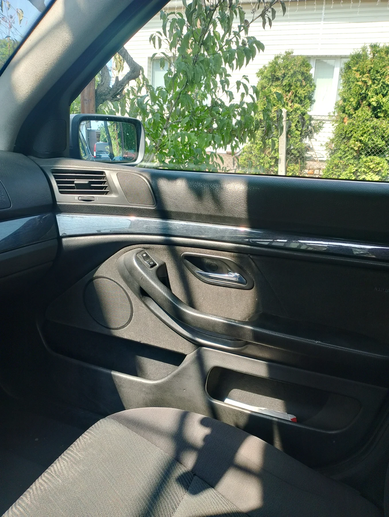 BMW 523, снимка 9 - Автомобили и джипове - 55969250