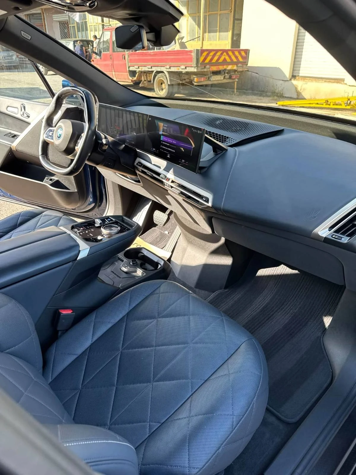 BMW iX �60* 619kc* 1100Nm* ���-111��/�* Performance | Mobile.bg � ����������� 10