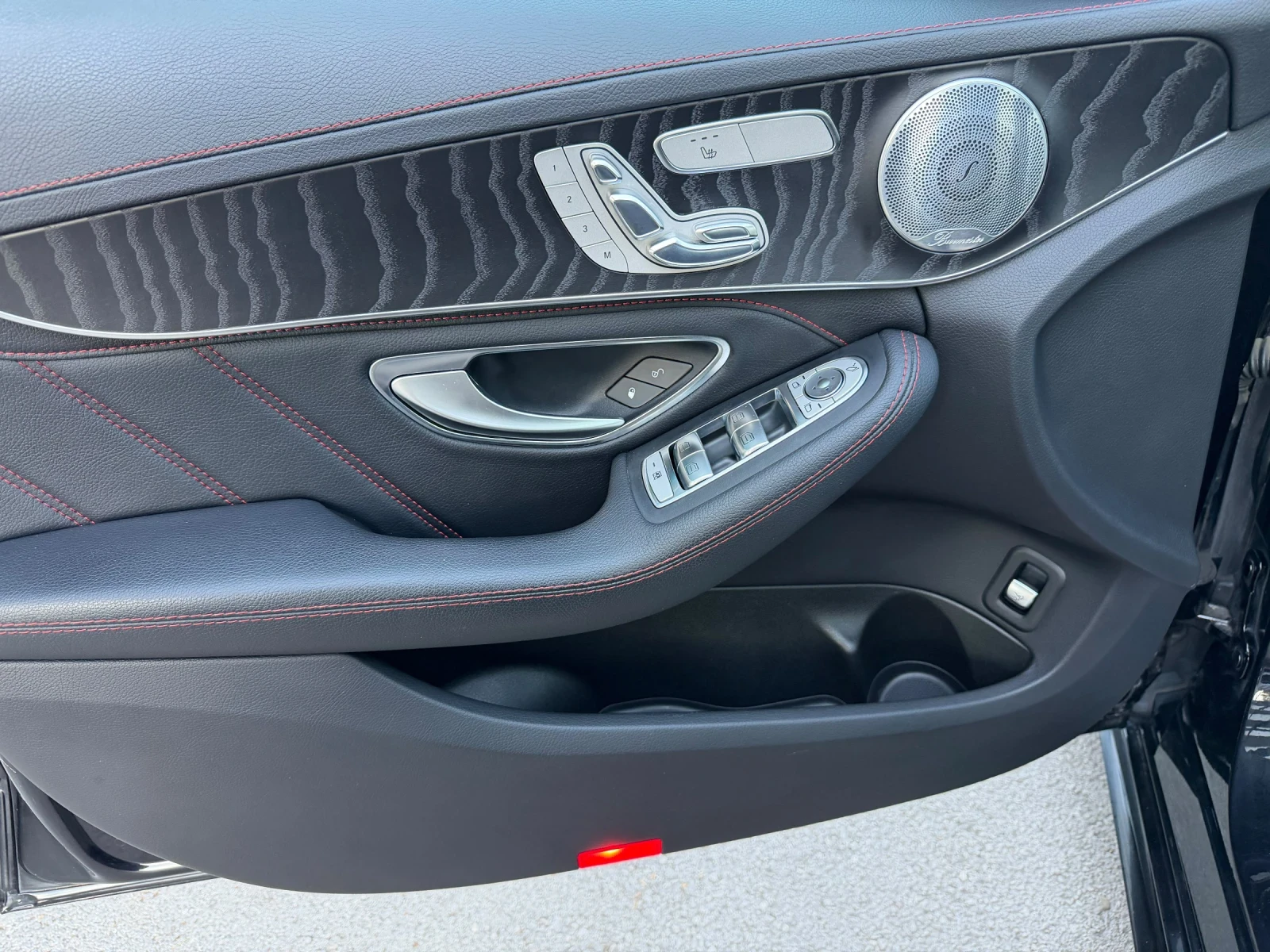 Mercedes-Benz C 43 AMG  4MATIC, снимка 16 - Автомобили и джипове - 56611778