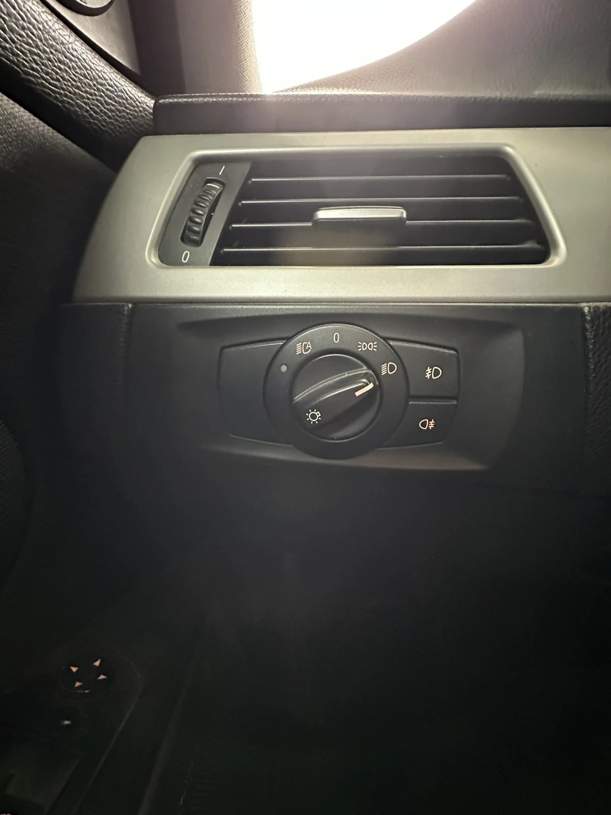 BMW 330, снимка 9 - Автомобили и джипове - 56745163