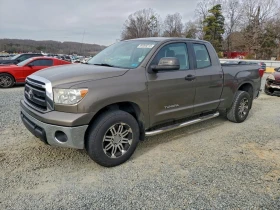 Toyota Tundra * DOUBLE CAB SR5 * CARFAX * , снимка 13