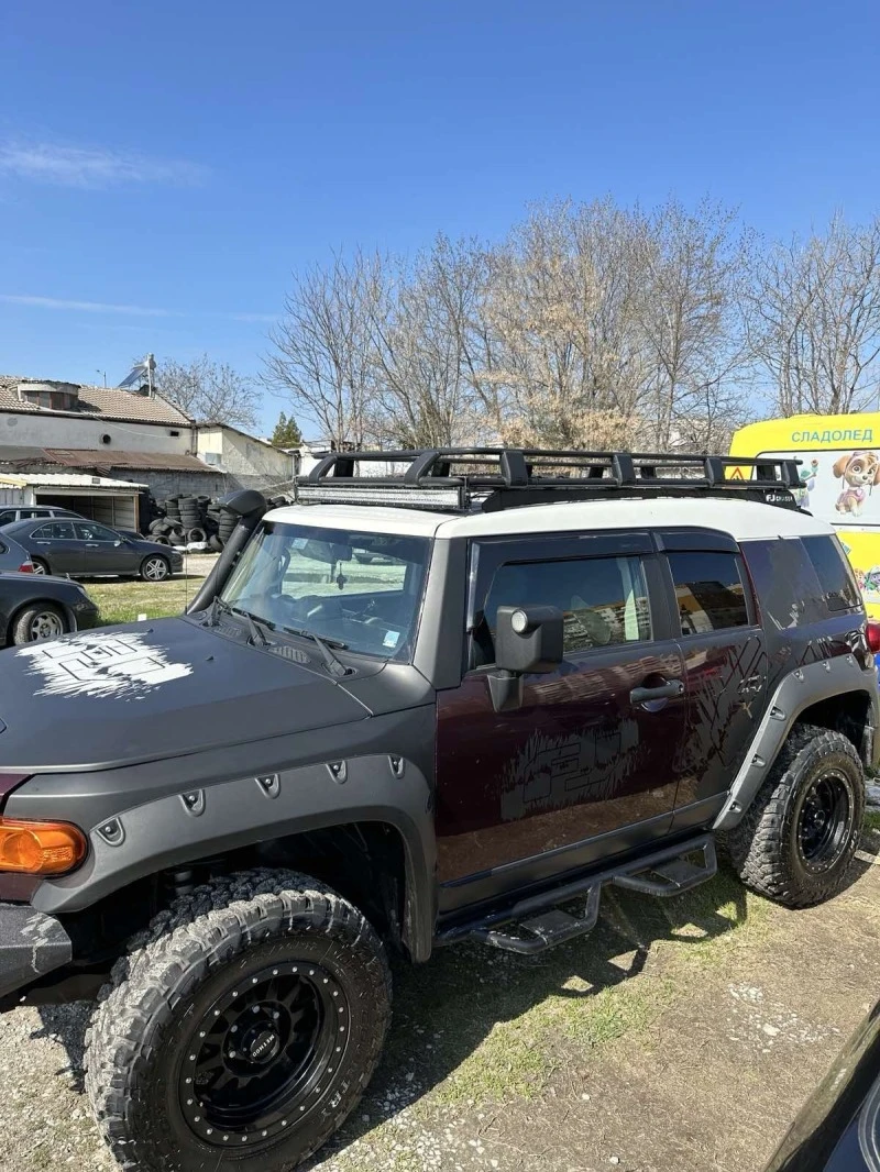 Toyota Fj cruiser 4.0 vvti GAZ, снимка 3 - Автомобили и джипове - 45062437