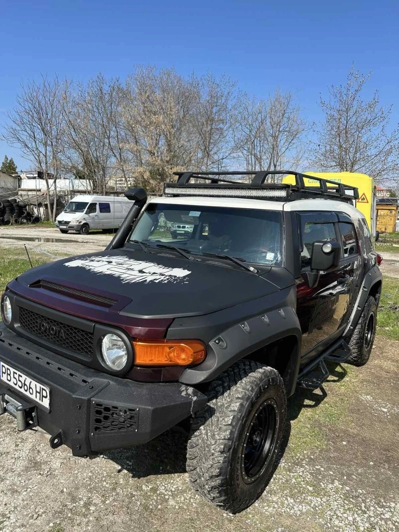 Toyota Fj cruiser 4.0 vvti GAZ, снимка 2 - Автомобили и джипове - 45062437