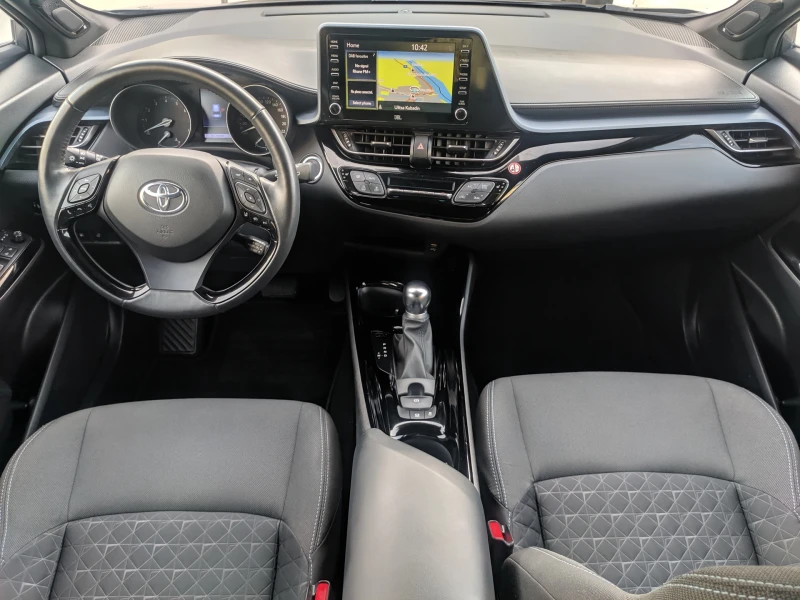 Toyota C-HR 1.2i* 30661км* 4x4* FACELIFT* Гаранция, снимка 9 - Автомобили и джипове - 49237687