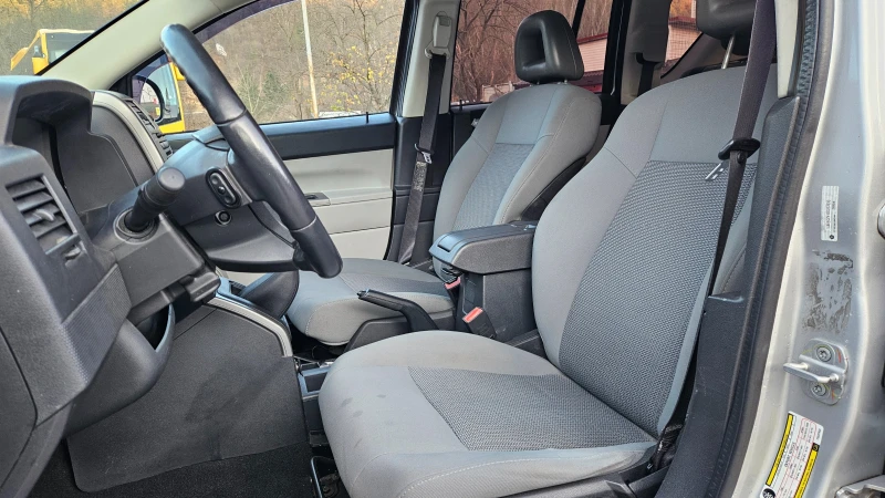 Jeep Compass 2.0 4x4/Klimatik/Top sustoqnie, снимка 12 - Автомобили и джипове - 52893004