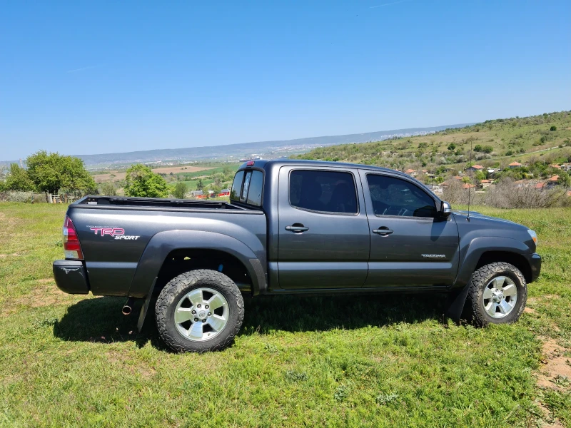 Toyota Tacoma, снимка 4 - Автомобили и джипове - 53363458