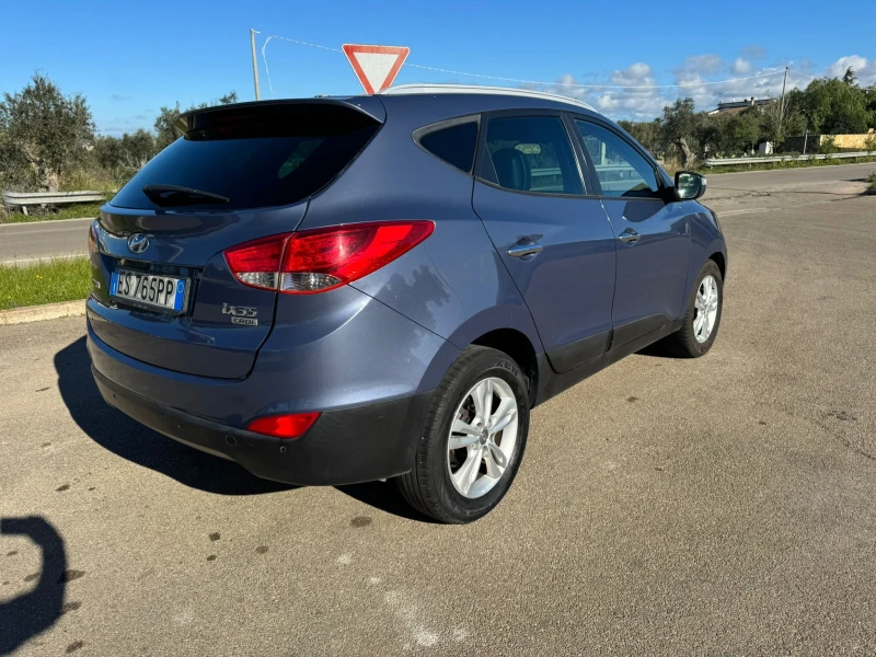 Hyundai IX35, снимка 3 - Автомобили и джипове - 53420787