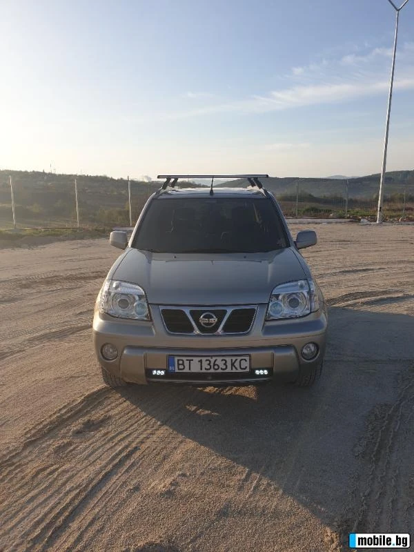 Nissan X-trail T 30, снимка 1 - Автомобили и джипове - 47828386