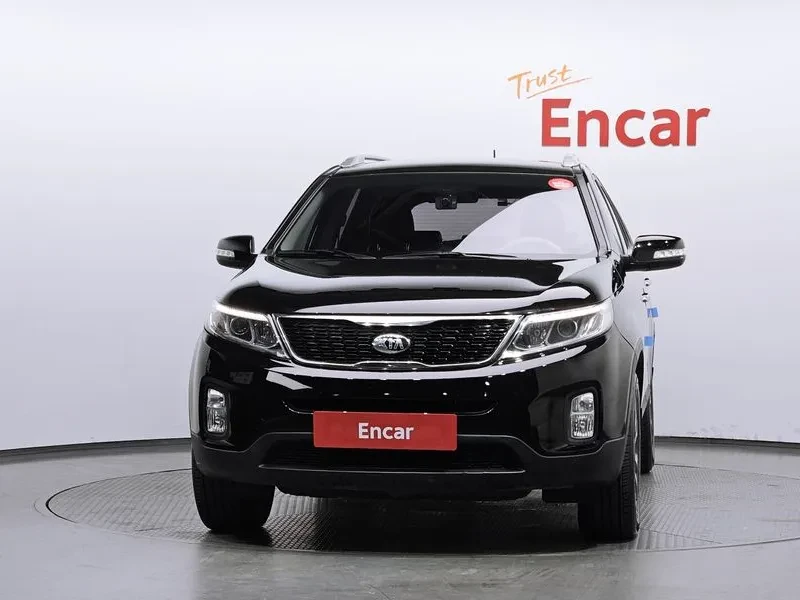Kia Sorento 2.0 2WD, снимка 3 - Автомобили и джипове - 54264146